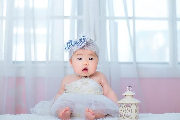 国内首例试管婴儿